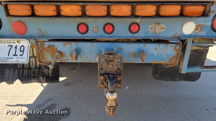 image for item DM8046 2011 Ford F550 Super Duty XL  SuperCab bucket truck