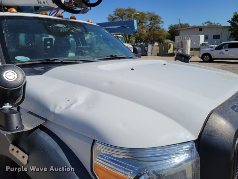 image for item DM8046 2011 Ford F550 Super Duty XL  SuperCab bucket truck