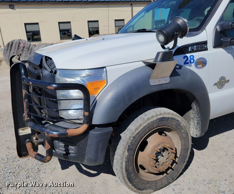 image for item DM8046 2011 Ford F550 Super Duty XL  SuperCab bucket truck
