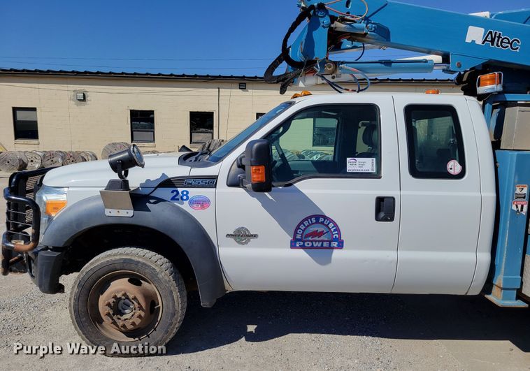 image for item DM8046 2011 Ford F550 Super Duty XL  SuperCab bucket truck