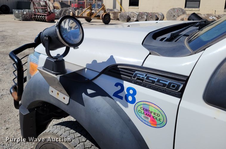 image for item DM8046 2011 Ford F550 Super Duty XL  SuperCab bucket truck