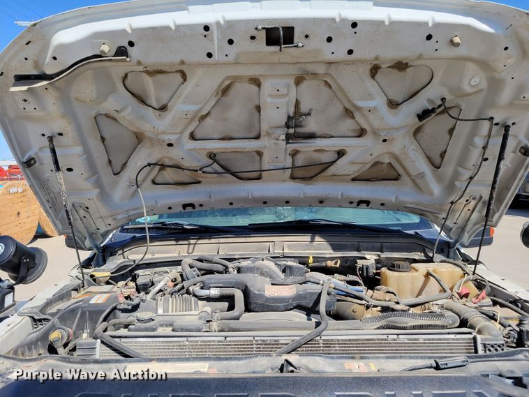 image for item DM8046 2011 Ford F550 Super Duty XL  SuperCab bucket truck