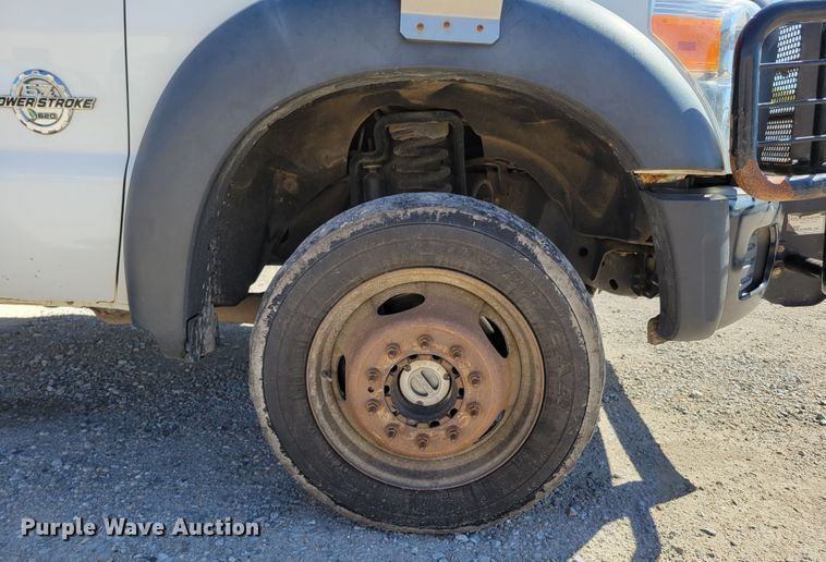 image for item DM8046 2011 Ford F550 Super Duty XL  SuperCab bucket truck