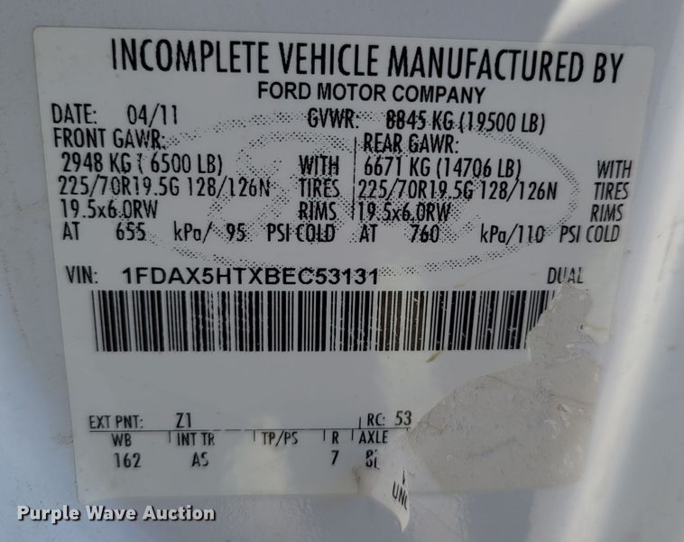 image for item DM8046 2011 Ford F550 Super Duty XL  SuperCab bucket truck