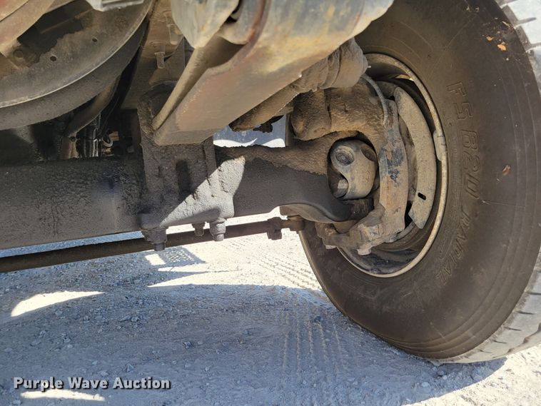 image for item DM8047 2009 International WorkStar 7500  digger derrick truck