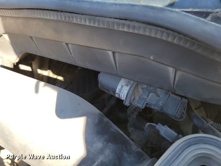 image for item DM8047 2009 International WorkStar 7500  digger derrick truck