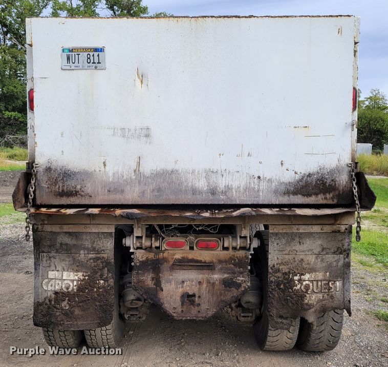 image for item DM8048 1997 Mack RD688S  dump truck