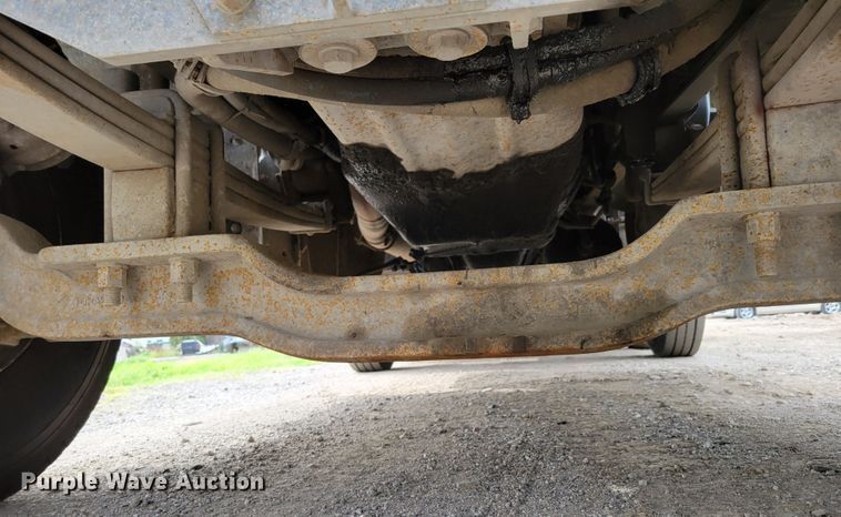 image for item DM8048 1997 Mack RD688S  dump truck