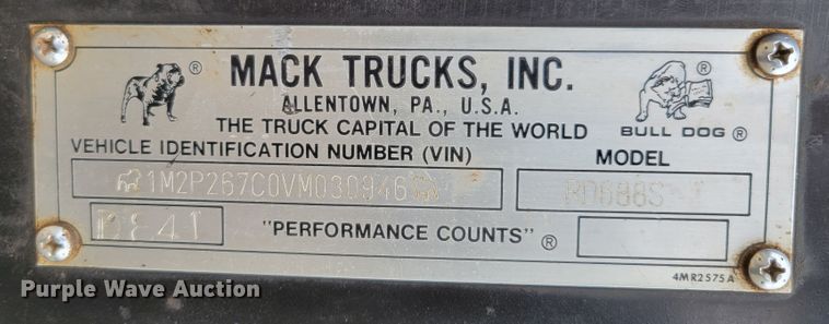 image for item DM8048 1997 Mack RD688S  dump truck