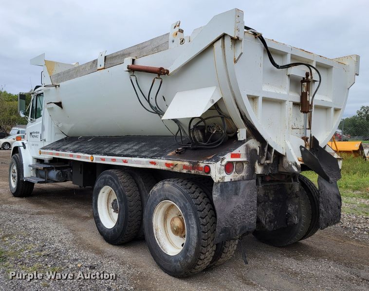 image for item DM8050 1996 Freightliner FL70  dump truck