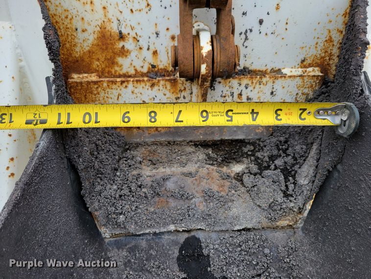 image for item DM8050 1996 Freightliner FL70  dump truck