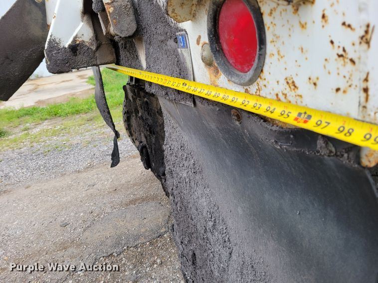 image for item DM8050 1996 Freightliner FL70  dump truck