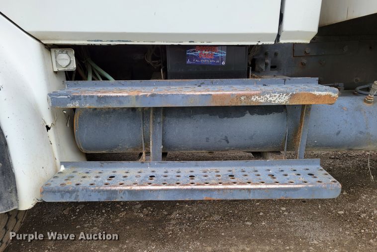 image for item DM8050 1996 Freightliner FL70  dump truck