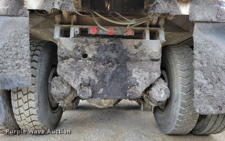 image for item DM8050 1996 Freightliner FL70  dump truck