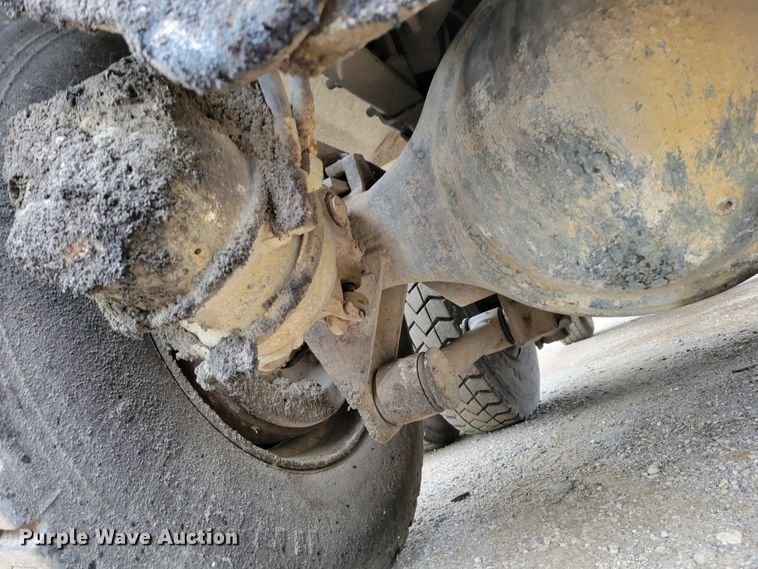 image for item DM8050 1996 Freightliner FL70  dump truck