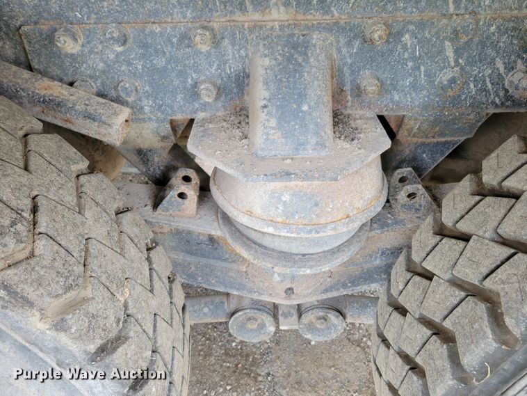 image for item DM8050 1996 Freightliner FL70  dump truck