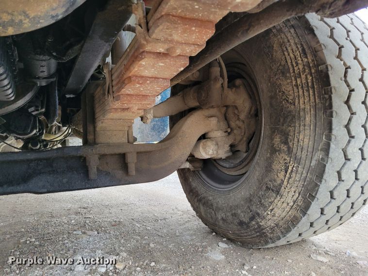 image for item DM8050 1996 Freightliner FL70  dump truck