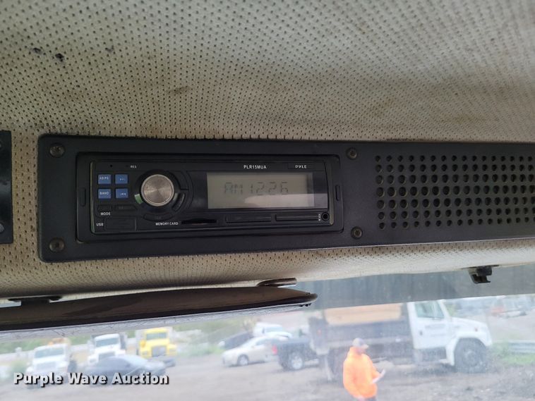 image for item DM8050 1996 Freightliner FL70  dump truck