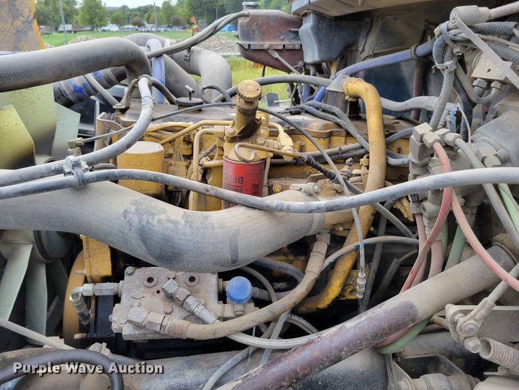 image for item DM8050 1996 Freightliner FL70  dump truck