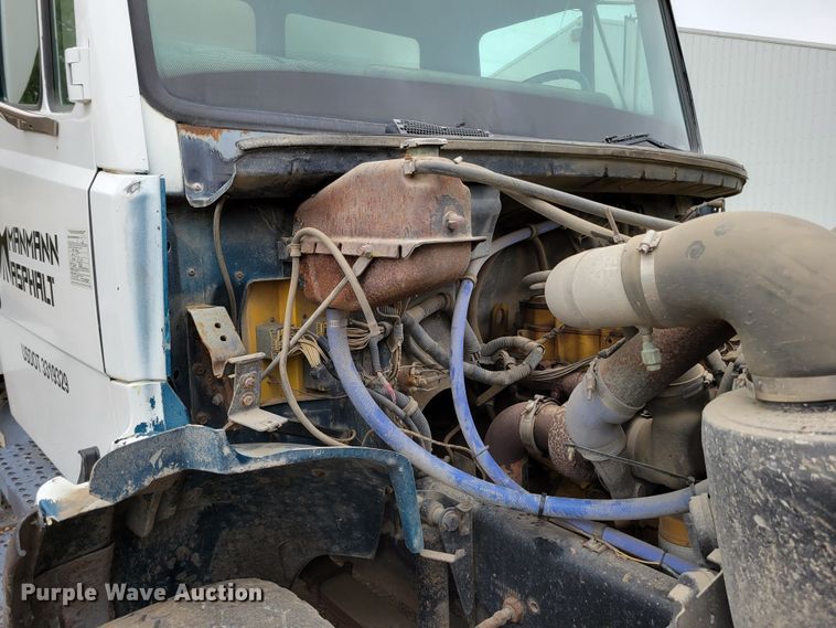 image for item DM8050 1996 Freightliner FL70  dump truck