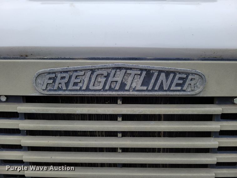 image for item DM8050 1996 Freightliner FL70  dump truck