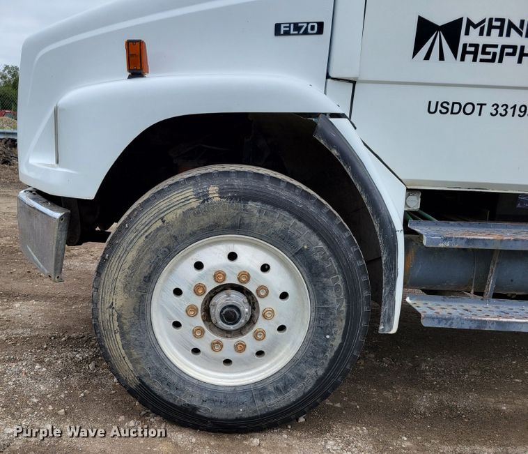 image for item DM8050 1996 Freightliner FL70  dump truck