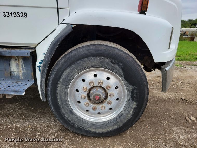 image for item DM8050 1996 Freightliner FL70  dump truck