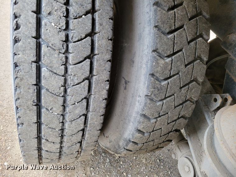 image for item DM8050 1996 Freightliner FL70  dump truck