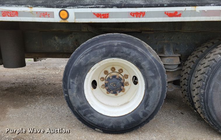 image for item DM8050 1996 Freightliner FL70  dump truck