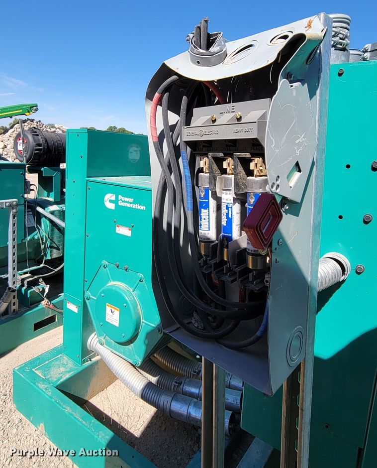 image for item DM8057 Onan 600DFGB  generator