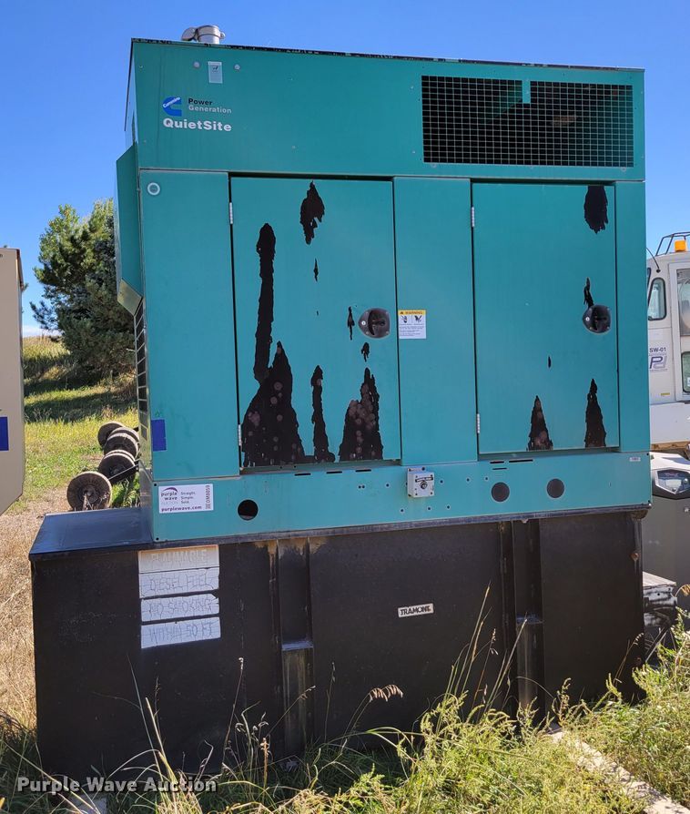 image for item DM8059 2004 Onan DGCB-5693817  generator