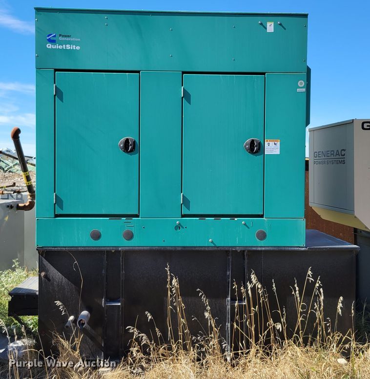 image for item DM8059 2004 Onan DGCB-5693817  generator