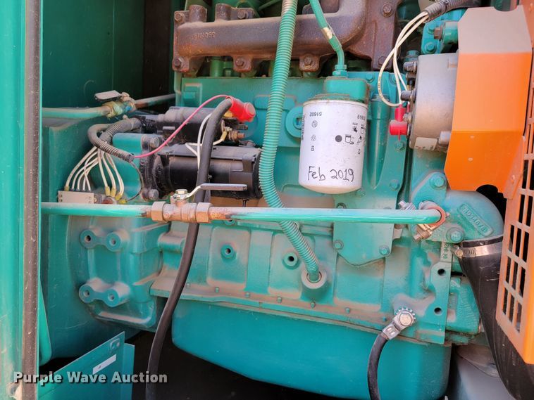 image for item DM8059 2004 Onan DGCB-5693817  generator