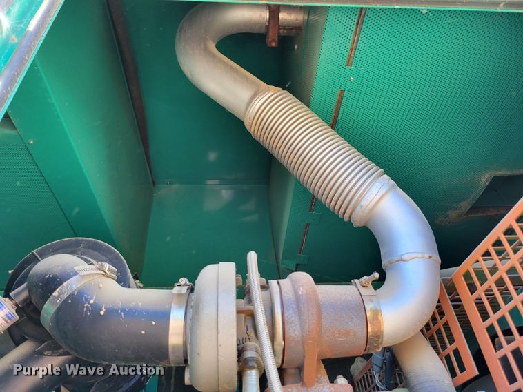 image for item DM8059 2004 Onan DGCB-5693817  generator