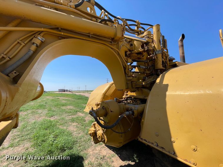 image for item DN5190 1995 Caterpillar 621F  conventional scraper
