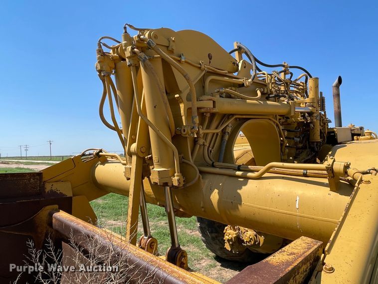 image for item DN5190 1995 Caterpillar 621F  conventional scraper