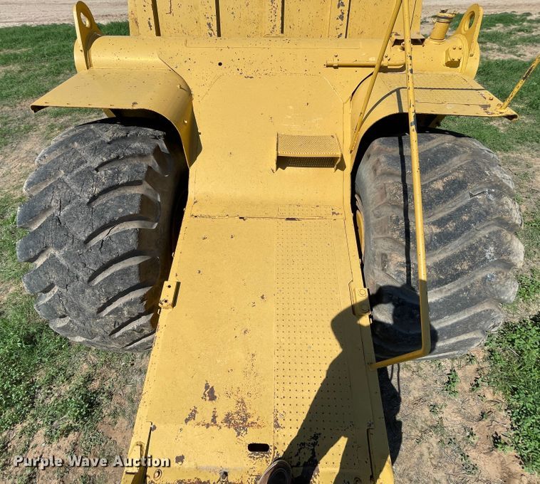 image for item DN5190 1995 Caterpillar 621F  conventional scraper