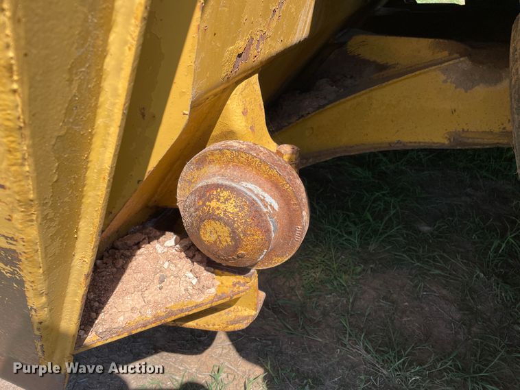 image for item DN5190 1995 Caterpillar 621F  conventional scraper