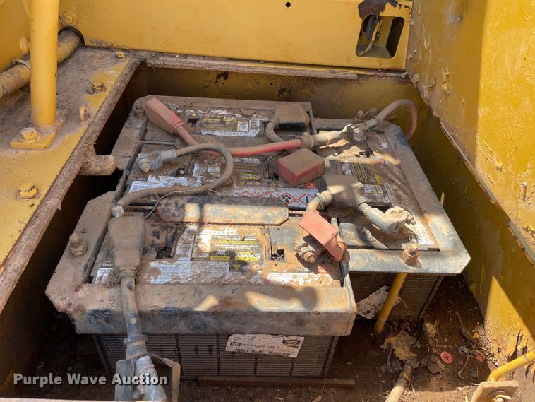 image for item DN5190 1995 Caterpillar 621F  conventional scraper