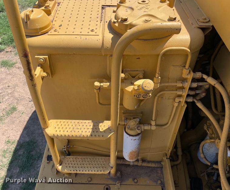 image for item DN5190 1995 Caterpillar 621F  conventional scraper