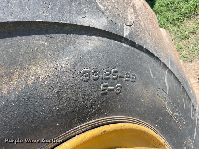 image for item DN5190 1995 Caterpillar 621F  conventional scraper