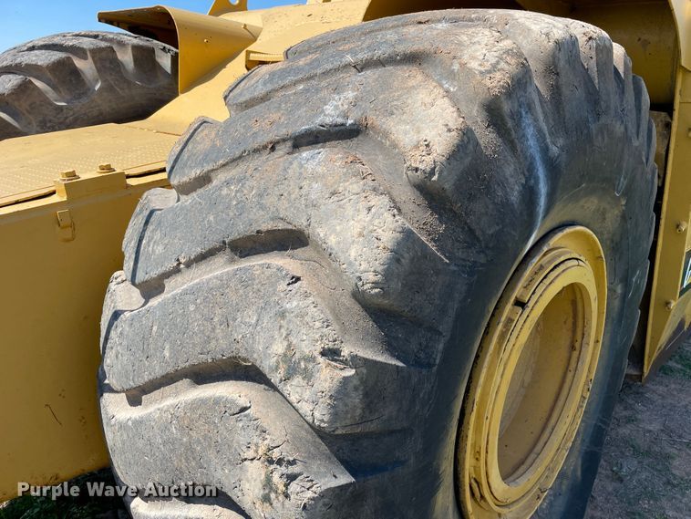 image for item DN5190 1995 Caterpillar 621F  conventional scraper