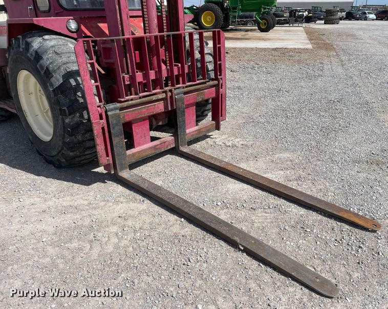 image for item DN5196 1993 Manitou T1002TC-D4  forklift