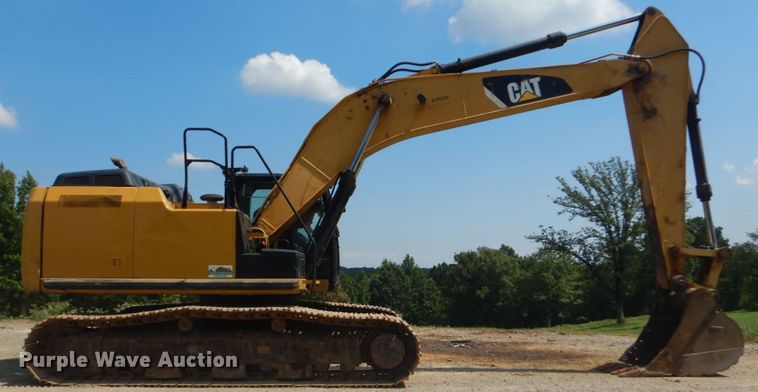 image for item DO1586 2013 Caterpillar 329E L  excavator