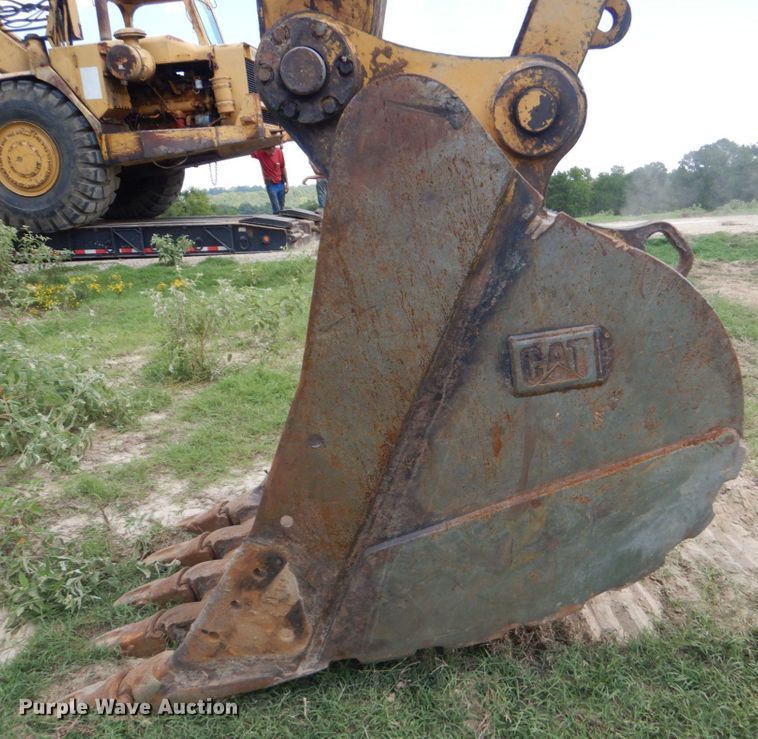 image for item DO1586 2013 Caterpillar 329E L  excavator