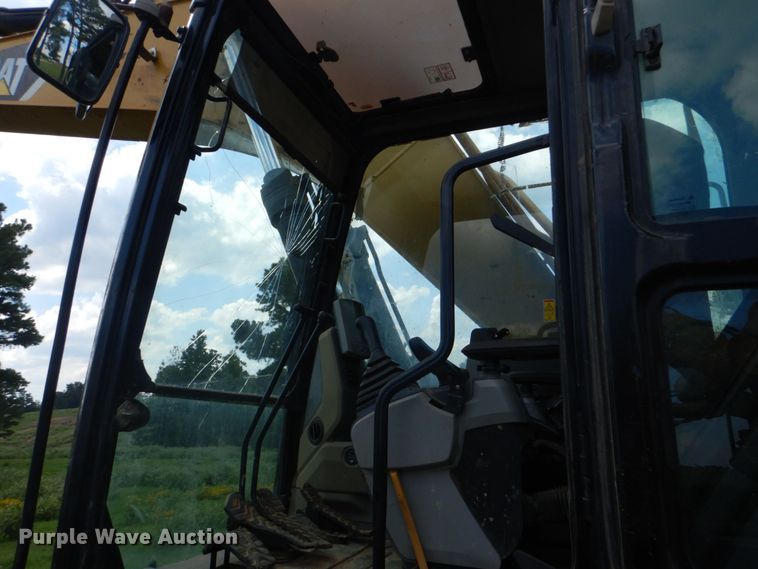 image for item DO1586 2013 Caterpillar 329E L  excavator