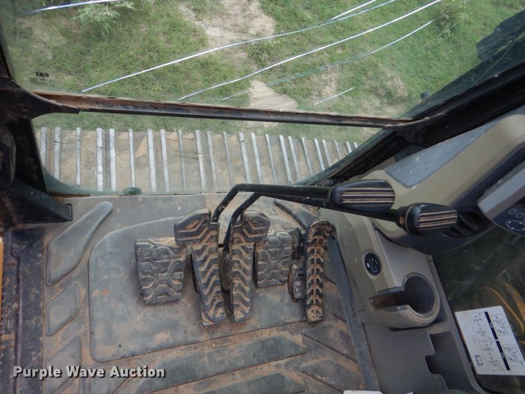 image for item DO1586 2013 Caterpillar 329E L  excavator