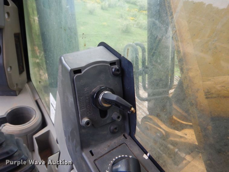 image for item DO1586 2013 Caterpillar 329E L  excavator