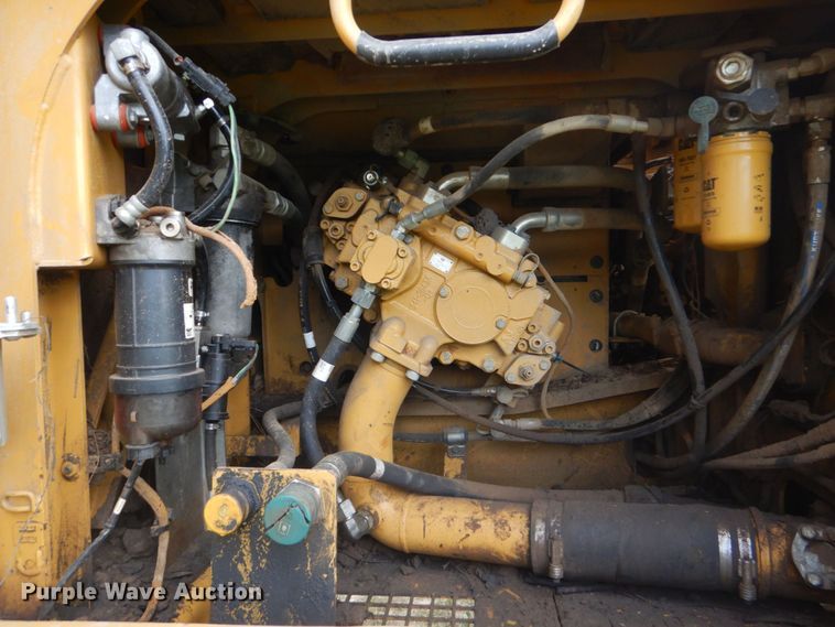 image for item DO1586 2013 Caterpillar 329E L  excavator