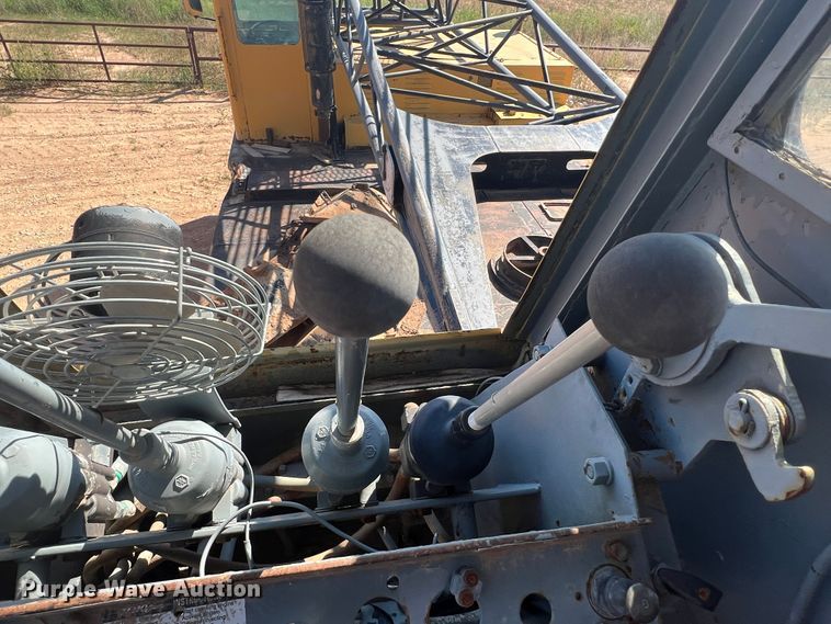 image for item DO8706 BLH Lima 600TA  crane